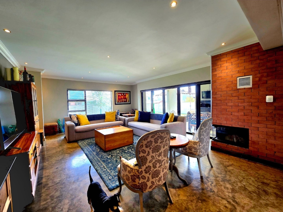 4 Bedroom Property for Sale in Somerton Estate Free State